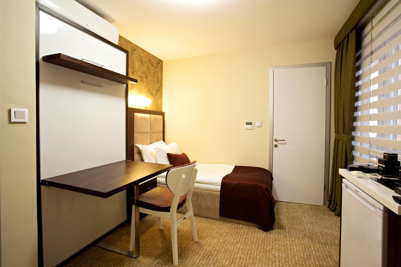 Hotel Endglory 3*