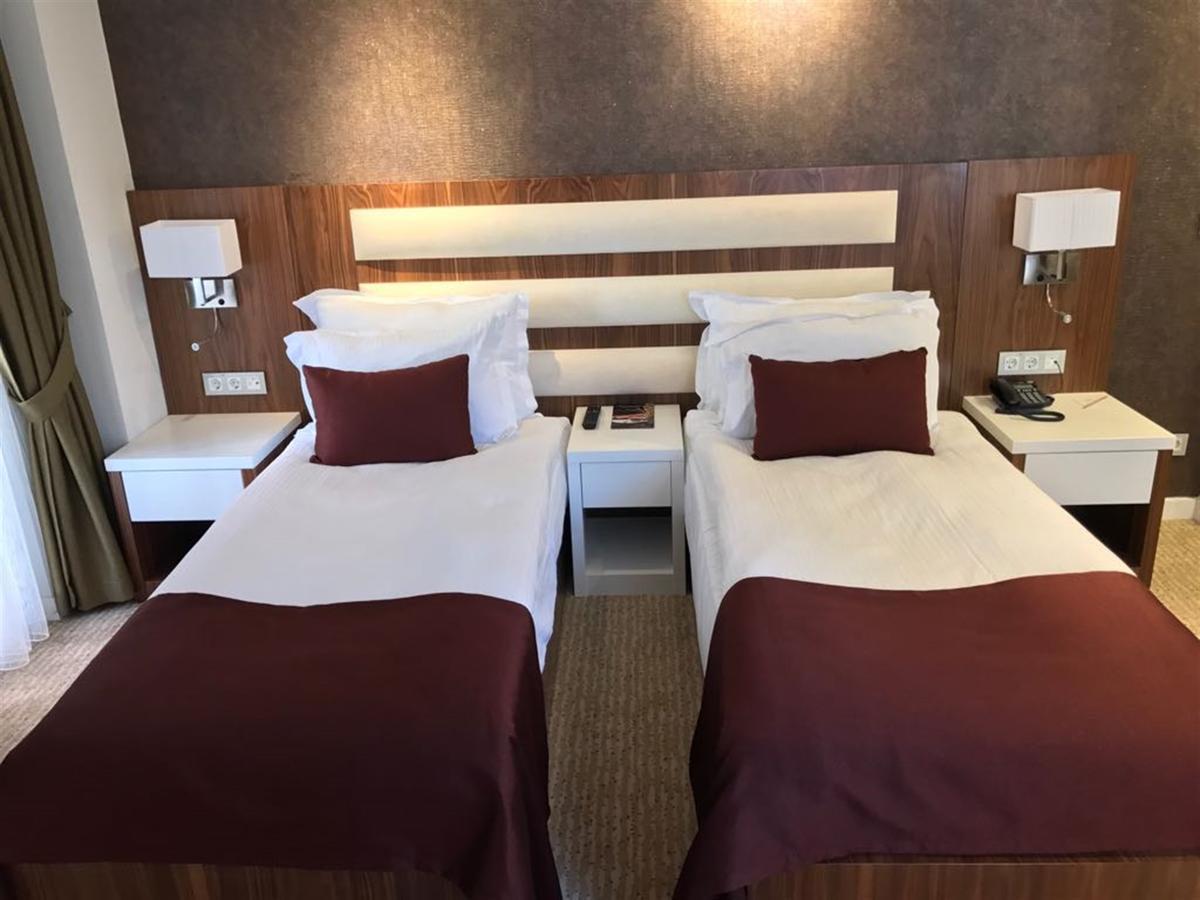 Hotel Endglory 3*